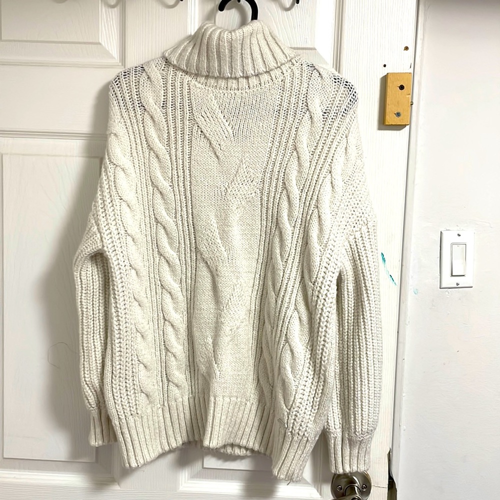 Guess knitted sweater size s